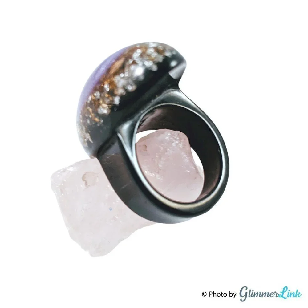 Vintage Resin Purple & Black Glittery Oval Statement Ring